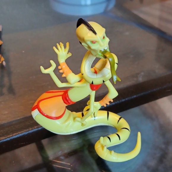 SECRET SATURDAY FIGURE - Picture 1 of 1